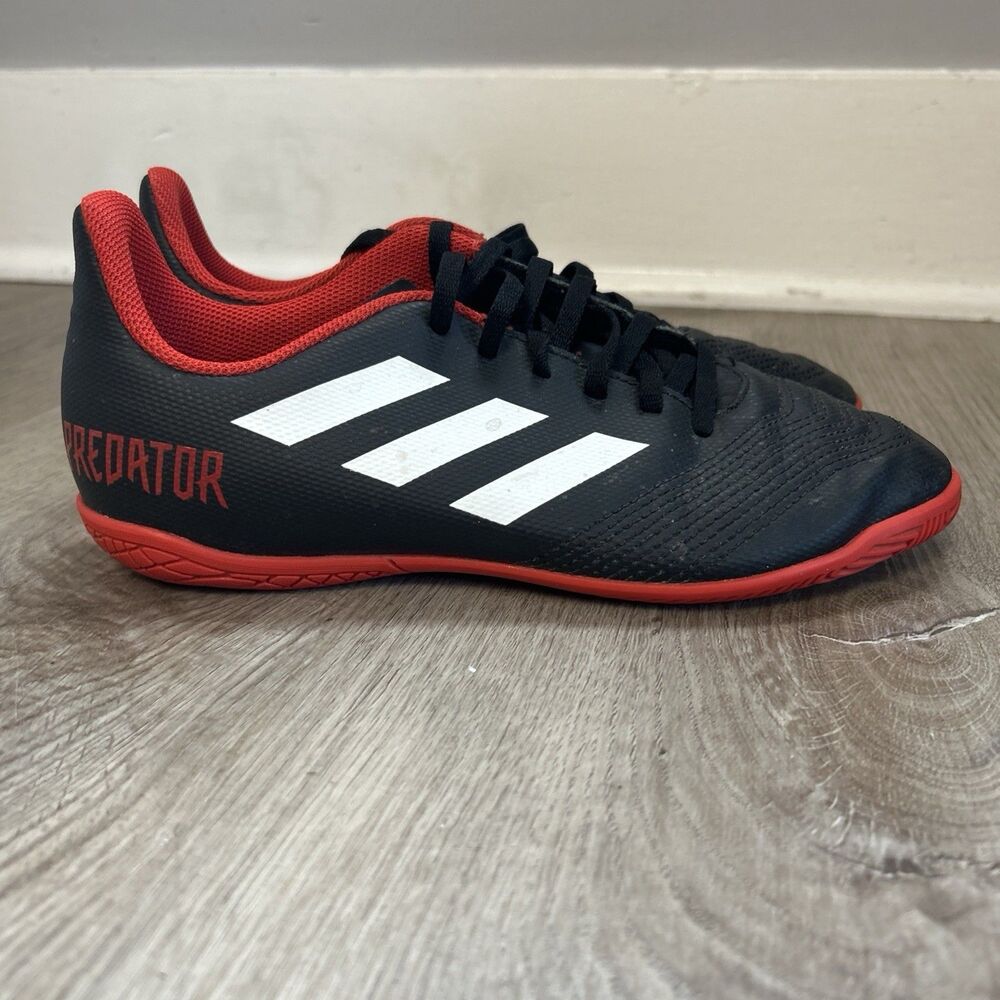 Adidas Predator Tango 18.4 Indoor Soccer Shoes Boy's 4.5 Athletic Turf Sneakers
